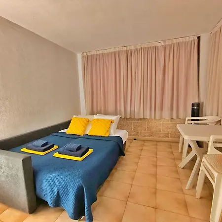 شقة Castle Harbour Sun & Fun - Heated Pool, Fibre Net, 2 Bedrooms *