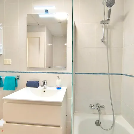 شقة Castle Harbour Sun & Fun - Heated Pool, Fibre Net, 2 Bedrooms لوس كريستيانوس
